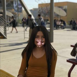 Meet your Posher, Lidia